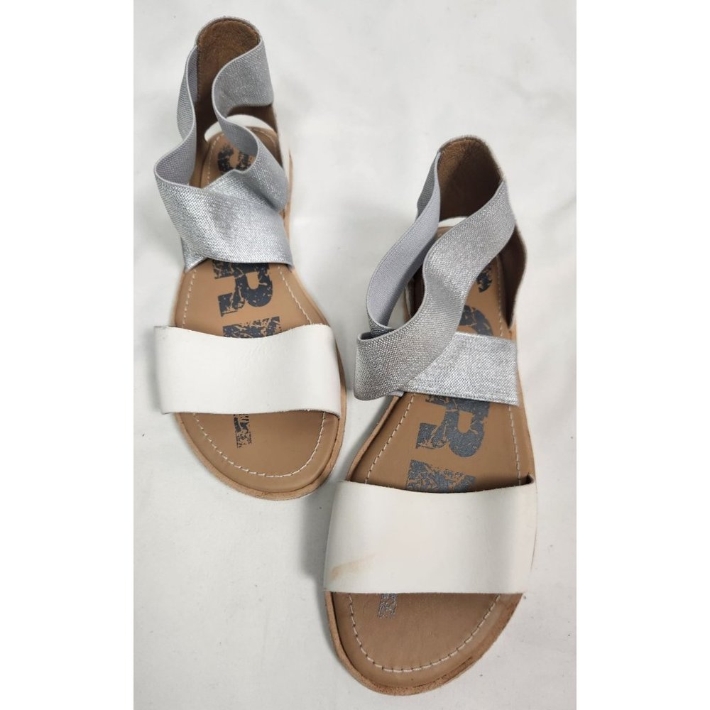 Sorel Women's Sz. 7.5 Ella II Sandals Silver Elastic Ankle Strap White Leather